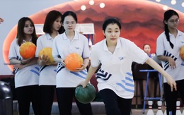 Sinh viên ngành y TP.HCM chơi bowling là môn thể chất