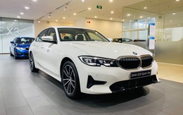 Tin tức giá xe: BMW 3-Series chỉ còn hơn 1,1 tỉ tại đại lý, nhưng có điều kiện