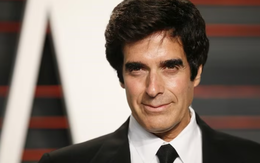 Huyền thoại ảo thuật David Copperfield bị tố quấy rối tình dục, có vụ ngay trên sân khấu