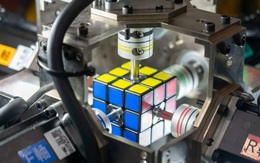 Robot phá kỷ lục xoay rubik trong 0,305 giây, nhanh gấp 10 lần con người