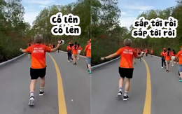 Ông chú chạy bộ cầm loa cổ vũ đồng đội cực hài