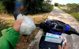 Shipper đứng hình khi khách cho cái túi ni lông 'bự chà bá lửa' đựng đồ