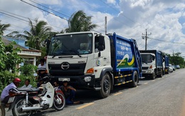 Người dân Bến Tre lại chặn xe rác vì 'thối quá chịu không nổi'