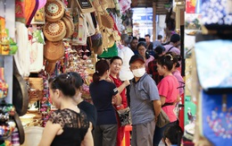 Hộ buôn bán nhỏ: Ngưỡng áp thuế giá trị gia tăng ngày càng lạc hậu