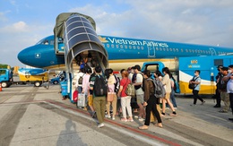 Vietnam Airlines Group mở bán 1,5 triệu vé máy bay dịp Tết Nguyên đán 2025