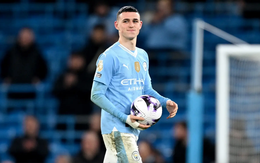 Phil Foden tạo kênh YouTube cho con trai 5 tuổi kiếm thu nhập