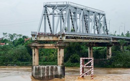 Vụ sập cầu Phong Châu: Cấm xe qua 3 cầu ở tỉnh Phú Thọ, đi lại cách nào?