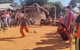 Skill sút penalty có 1-0-2