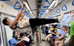 Dân mạng ngán ngẩm vì 'thanh niên hít xà đơn trên metro số 1'