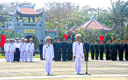 Lễ thượng cờ ngày mùng 1 Tết tại quần đảo Trường Sa