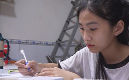 Hà Anh kiên cường bước đến giảng đường giữa muôn vàn khó khăn