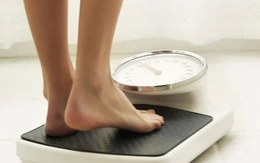 Bị chê thân hình không cân đối, thiếu nữ giảm cân đến nhập viện tâm thần