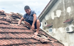 Báo Tuổi Trẻ đã hỗ trợ 1 tỉ đồng để bà con vùng bão Nghệ An, Hà Tĩnh lợp lại mái nhà