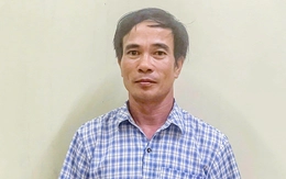 Tạm giữ người đàn ông cầm bút đòi 'chọc vào mặt' nữ bác sĩ