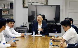 Lãnh đạo Đại sứ quán Việt Nam gặp gỡ Ban tổ chức, đoàn doanh nghiệp Vietnam Phở Festival 2025