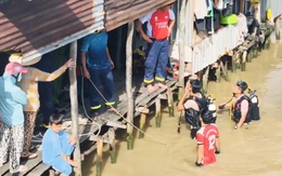 Thợ lặn tìm kiếm bé trai 4 tháng tuổi nghi rơi xuống kênh xáng Xẻo Rô, An Giang