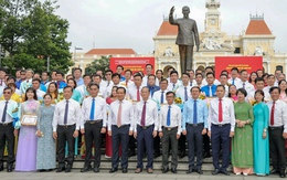 Đảng ủy UBND TP.HCM tuyên dương 40 tập thể và 55 cá nhân điển hình dân vận khéo