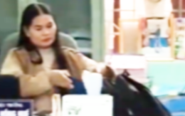 Phụ huynh quay clip phản ứng khi nữ hiệu phó đang bị đình chỉ vẫn vào trường