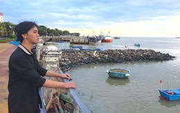 Sáng đi học tối đi tìm mẹ bệnh tâm thần, nam sinh đậu Đại học Giao thông vận tải TP.HCM