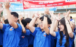 Đường lên đỉnh Olympia 2025: Bạn trẻ Khánh Hòa 'cháy' cùng Đoàn Thanh Tùng trước giờ G