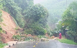 Thời tiết hôm nay 27-10: Huế đến Đà Nẵng vẫn mưa to, Nam Bộ âm u, nhiều nơi mưa