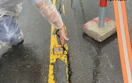 Xuất hiện vết nứt hàng chục mét trên cao tốc La Sơn - Túy Loan, mưa dữ dội