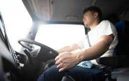 Sống nghèo 60 năm mới biết là con của tài phiệt