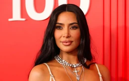 Kim Kardashian sắp hành nghề luật sư sau 3 lần thi trượt