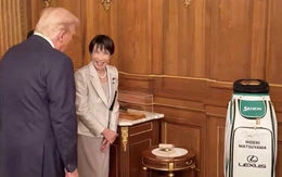 Thủ tướng Takaichi tặng ông Trump gậy gạt golf của cố Thủ tướng Shinzo Abe