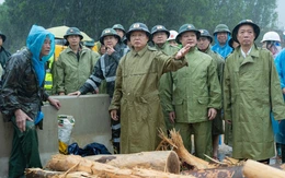 Phó thủ tướng Trần Hồng Hà kiểm tra sạt lở cao tốc La Sơn - Hòa Liên, tạm thông một làn