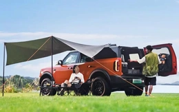 Nhà di động từ SUV địa hình ngang cỡ Land Cruiser: Bản điện chạy Hà Nội - Huế mới cần sạc