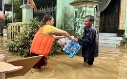 Khắc phục hậu quả bão lũ