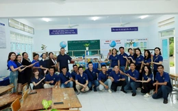 WorldTrans trao tặng học bổng và ‘Tủ sách yêu thương’ tại Khánh Hòa