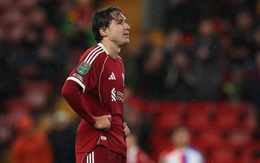 Liverpool bơm 500 triệu bảng vẫn chìm ở vực sâu phong độ