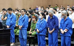 Cựu chi cục trưởng khai 'gặp biến cố gia đình' nên vào King Club 'giải tỏa' bằng 23 tỉ