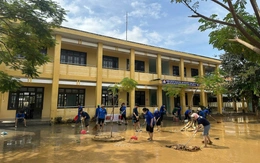 Khắc phục hậu quả bão lũ