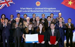 TP.HCM ký kết ghi nhớ hợp tác với Liverpool