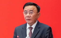 Bộ Chính trị: Trước 15-12 bố trí xong 100% chủ tịch UBND tỉnh không phải người địa phương