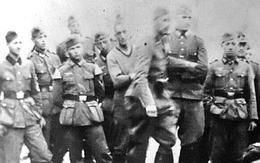 AI tìm ra danh tính kẻ sát nhân trong bức ảnh Holocaust rúng động thế giới