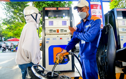 Giá xăng dầu đồng loạt giảm