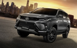 Toyota Fortuner 2025 ra bản mới, thêm loạt ADAS, động cơ không đổi