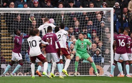 Arsenal lập kỷ lục ghi bàn từ chấm phạt góc, vững ngôi đầu bảng Premier League