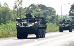 Thái Lan và Campuchia bắt đầu rút bệ phóng rocket, pháo, xe tăng khỏi khu vực biên giới