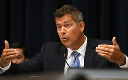 Bộ trưởng Mỹ Sean Duffy không nói 'phi công nên ngừng phụ thuộc vào kiểm soát viên không lưu'