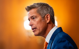 Bang California thu hồi 17.000 bằng lái xe của người nhập cư