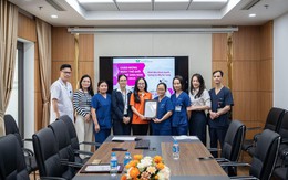 Gooby trao 150 phần quà nhân ngày trẻ sinh non tại Bệnh viện Nhi Trung ương