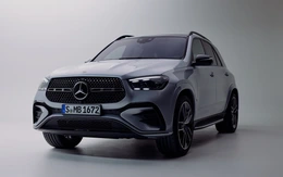 Mercedes-Benz bán xe PHEV đầu tiên tại Việt Nam, giá hơn 4,6 tỉ đồng