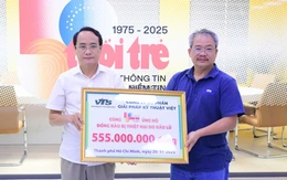 Công ty cổ phần Giải pháp kỹ thuật Việt quyên góp 555 triệu đồng ủng hộ bà con vùng lũ