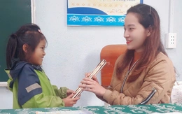 Những việc không có tên trong giáo án của thầy cô giáo