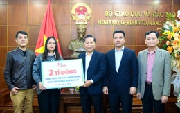 Món quà ý nghĩa tặng thầy cô vùng bão lũ miền Trung nhân ngày 20-11